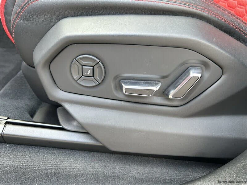 2021 Lamborghini Urus - Image 19 of 31