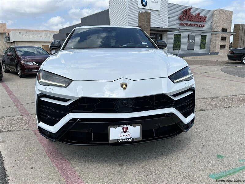 2021 Lamborghini Urus - Image 9 of 31