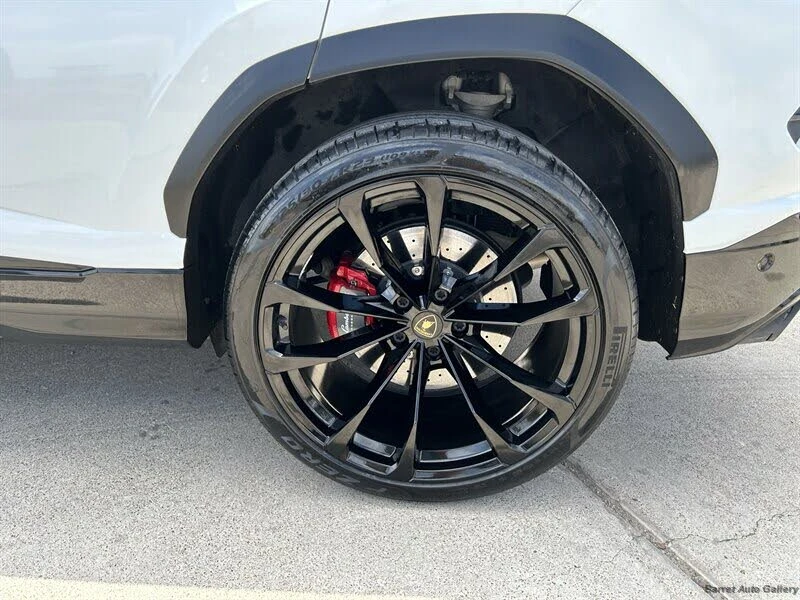 2021 Lamborghini Urus - Image 12 of 31