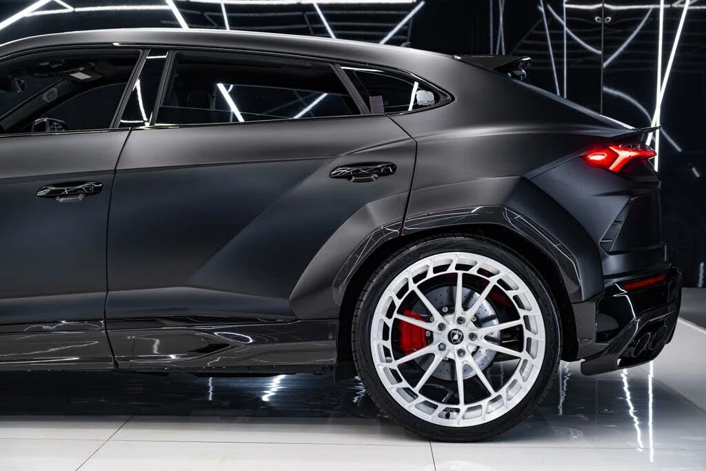 2021 Lamborghini Urus - Image 7 of 31