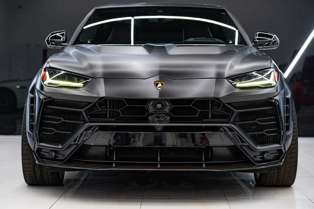 2021 Lamborghini Urus - Image 2 of 31