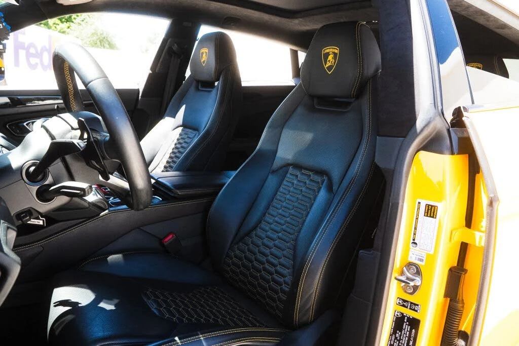 2021 Lamborghini Urus - Image 26 of 31