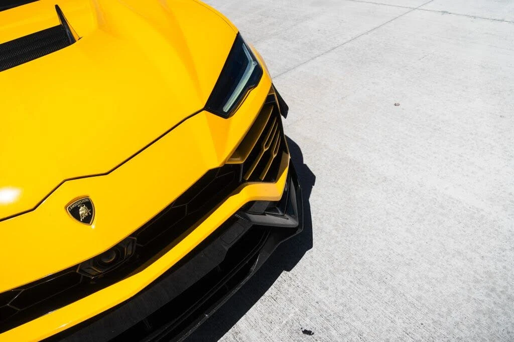 2021 Lamborghini Urus - Image 13 of 31