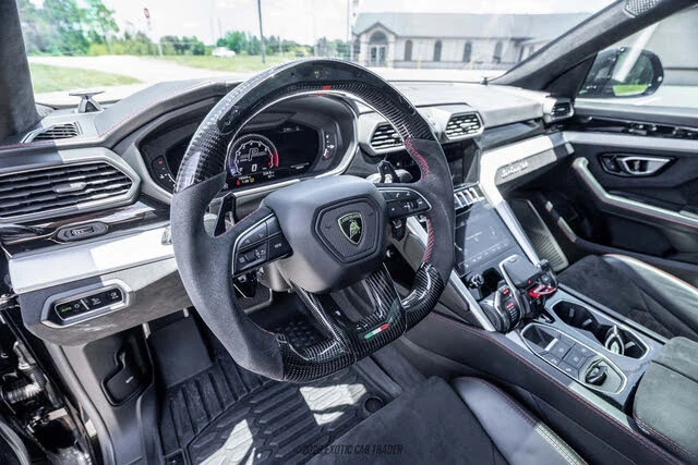 2021 Lamborghini Urus - Image 18 of 31