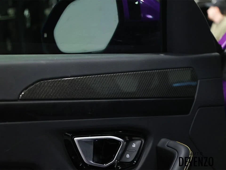 2021 Lamborghini Urus - Image 13 of 20