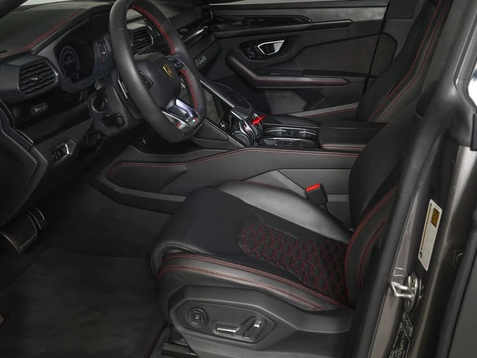 2021 Lamborghini Urus - Image 13 of 20
