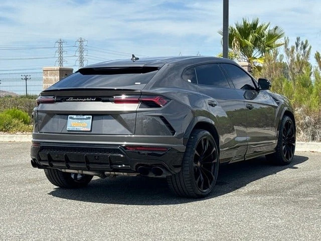 2021 Lamborghini Urus - Image 7 of 19