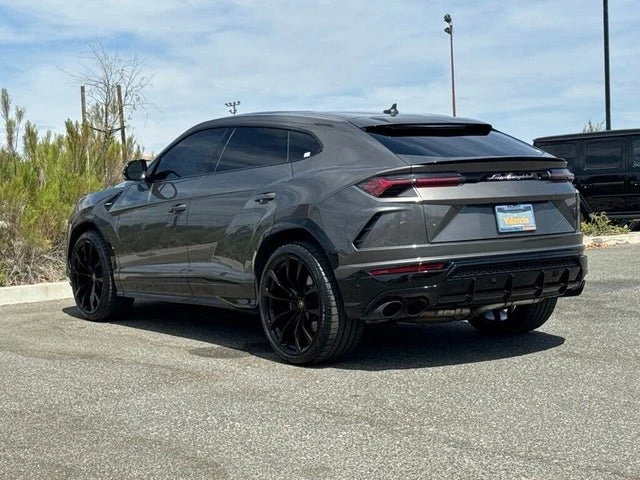 2021 Lamborghini Urus - Image 11 of 19