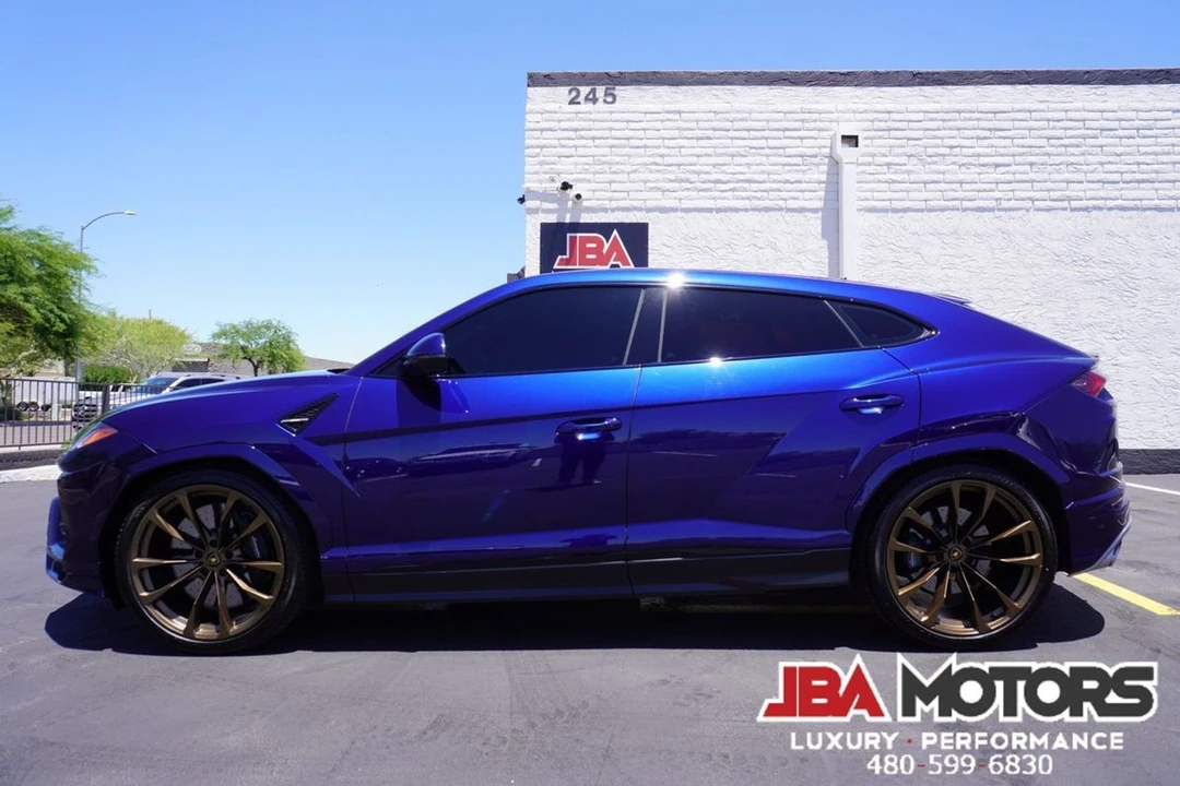 2021 Lamborghini Urus - Image 11 of 12