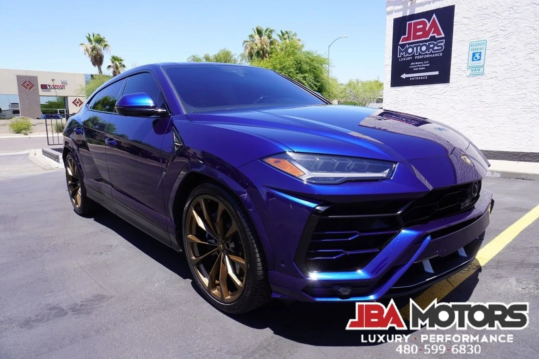 2021 Lamborghini Urus - Image 2 of 12