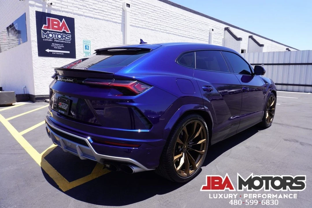 2021 Lamborghini Urus - Image 3 of 12