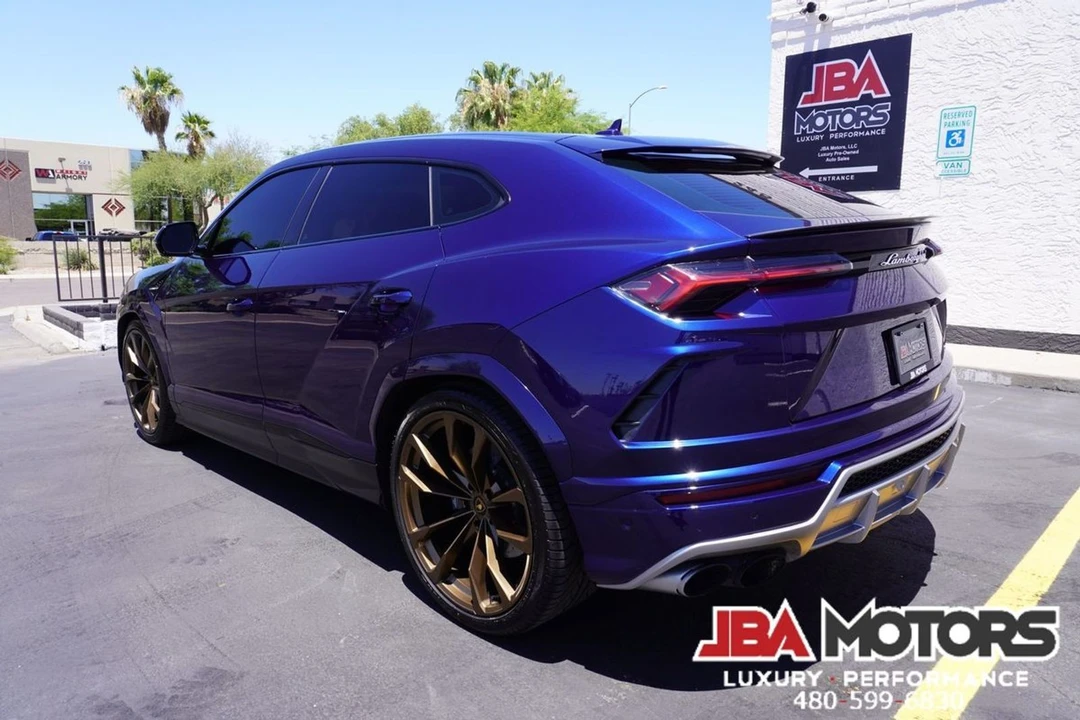 2021 Lamborghini Urus - Image 4 of 12