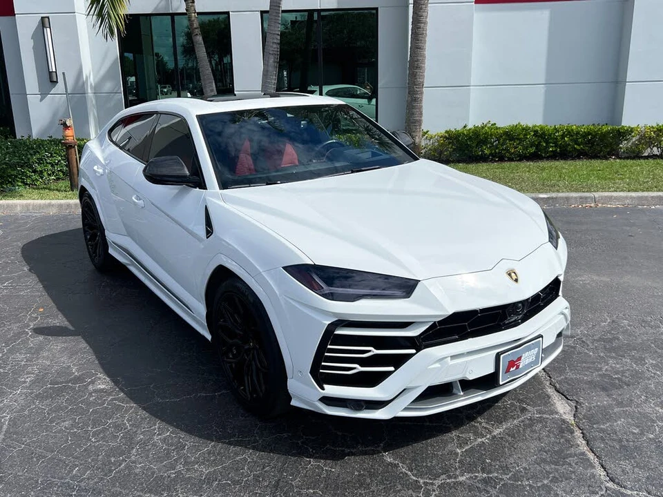 2021 Lamborghini Urus - Image 11 of 31