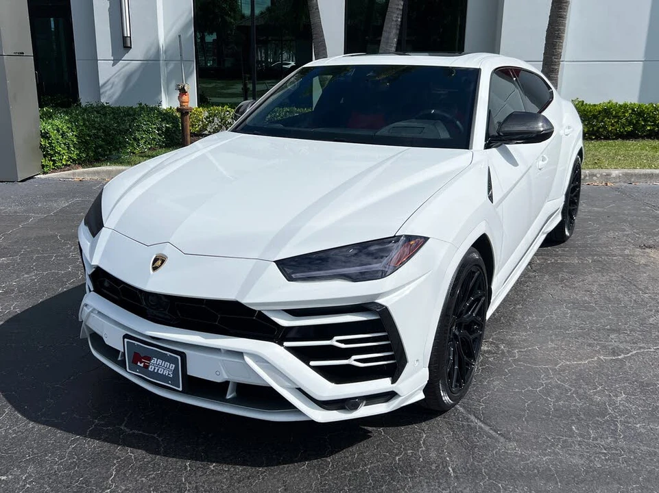 2021 Lamborghini Urus - Image 13 of 31