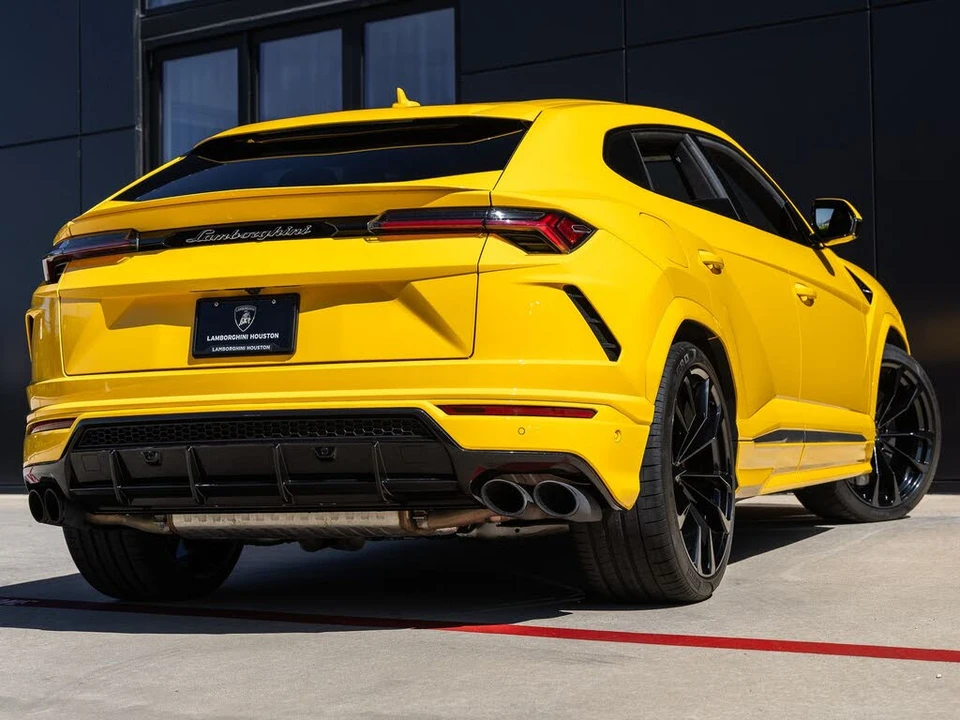 2021 Lamborghini Urus - Image 8 of 31