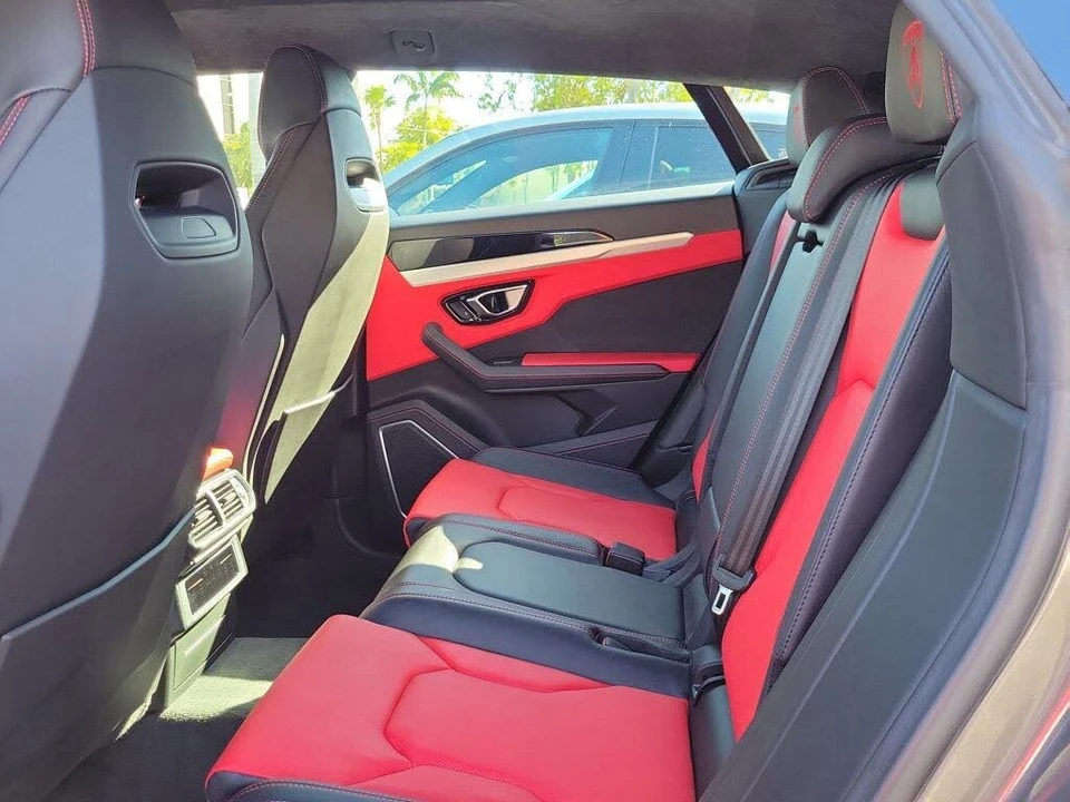2021 Lamborghini Urus - Image 12 of 31