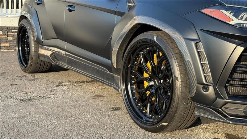 2021 Lamborghini Urus - Image 25 of 31