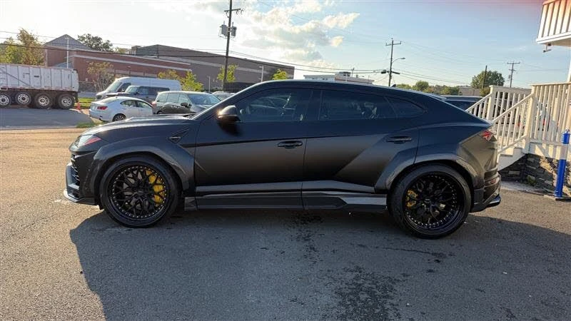 2021 Lamborghini Urus - Image 4 of 31