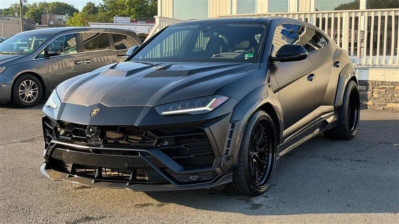 2021 Lamborghini Urus - Image 3 of 31