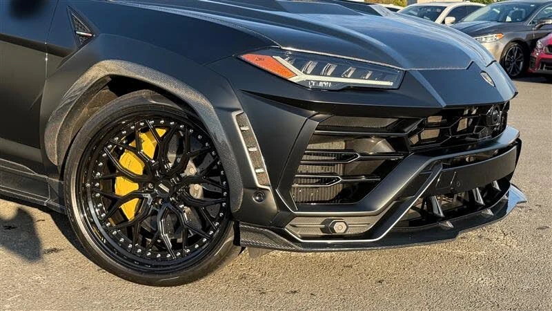 2021 Lamborghini Urus - Image 14 of 31
