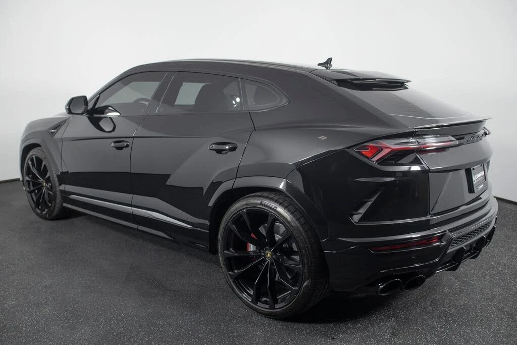 2021 Lamborghini Urus - Image 14 of 31