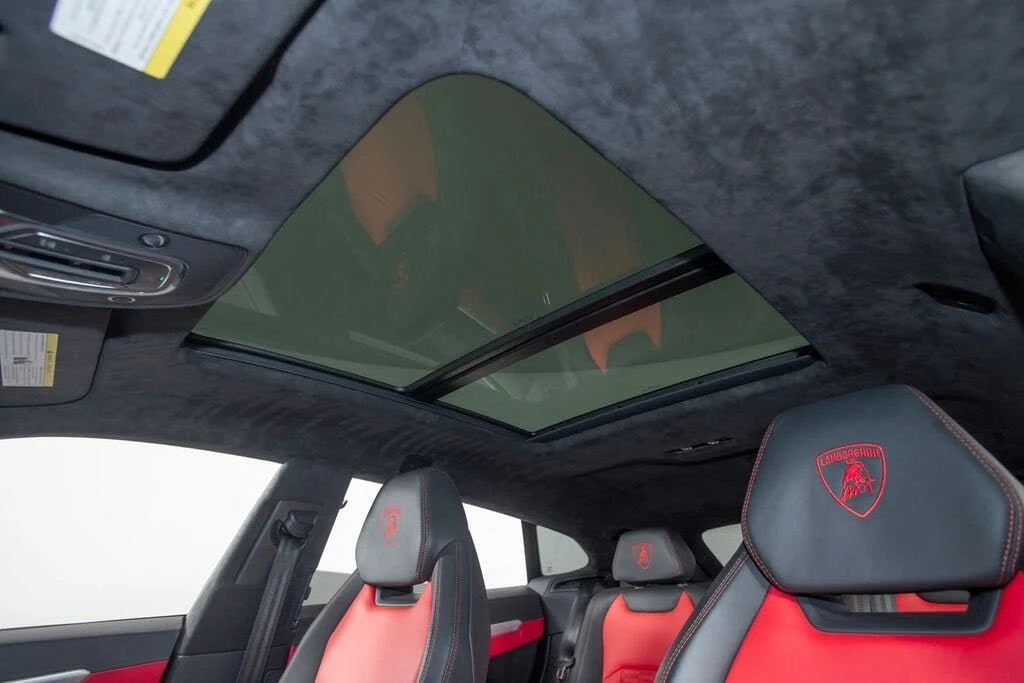2021 Lamborghini Urus - Image 7 of 31