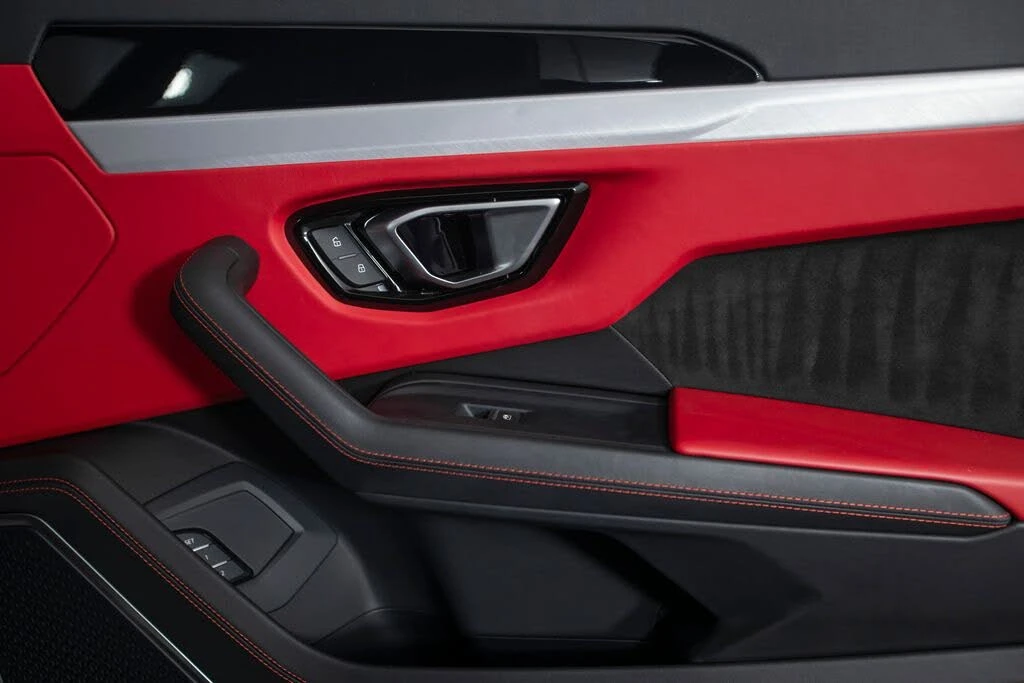 2021 Lamborghini Urus - Image 31 of 31