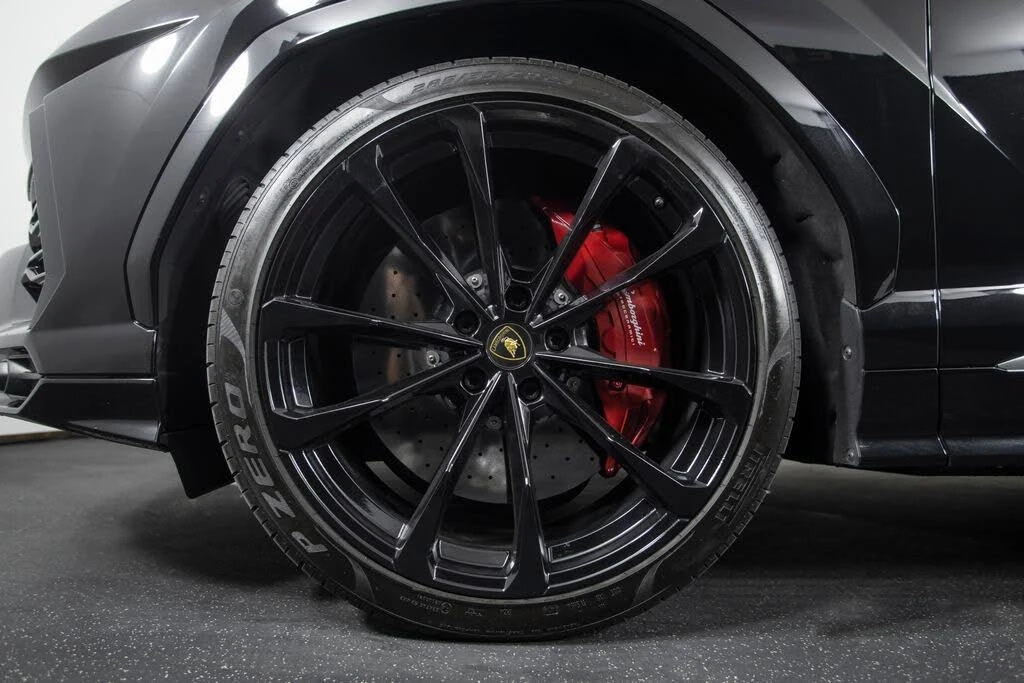 2021 Lamborghini Urus - Image 8 of 31