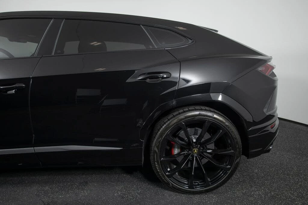 2021 Lamborghini Urus - Image 12 of 31