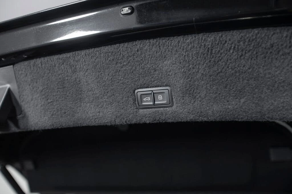 2021 Lamborghini Urus - Image 19 of 31