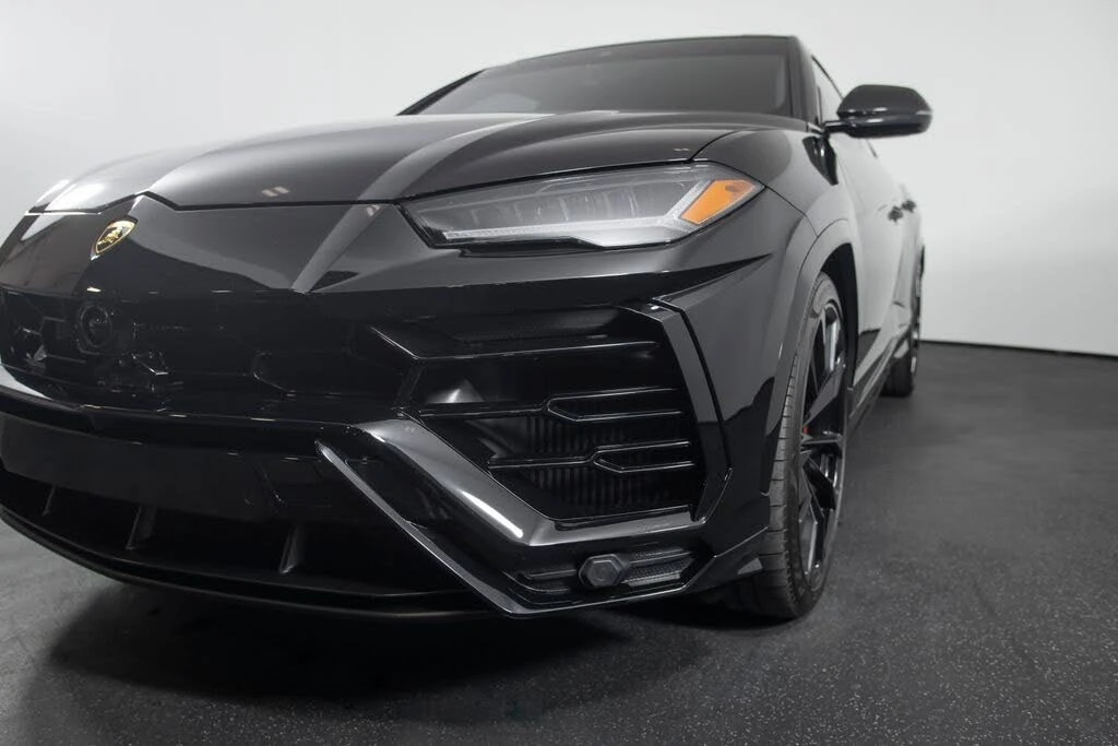 2021 Lamborghini Urus - Image 29 of 31