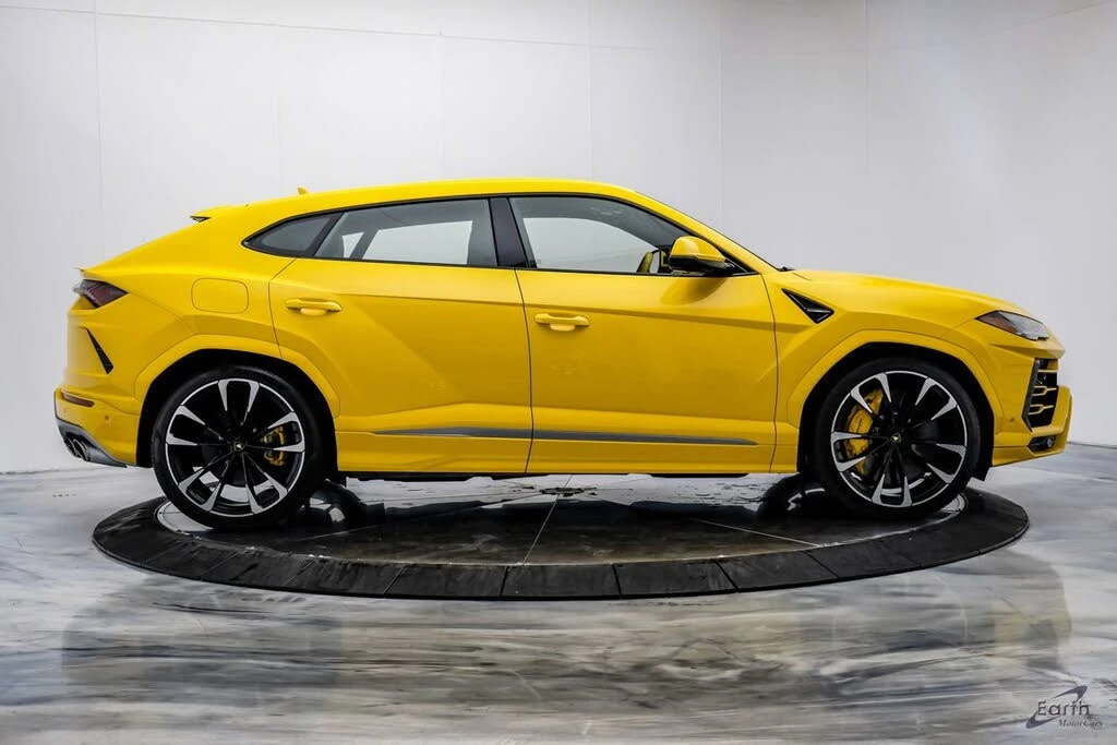 2021 Lamborghini Urus - Image 19 of 31