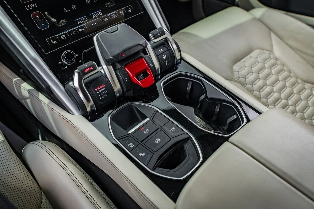 2021 Lamborghini Urus - Image 31 of 31
