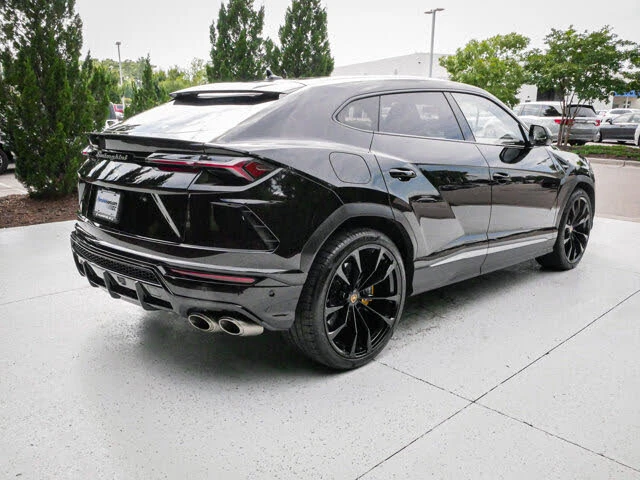 2021 Lamborghini Urus - Image 10 of 31