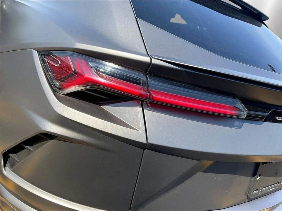 2021 Lamborghini Urus - Image 22 of 31