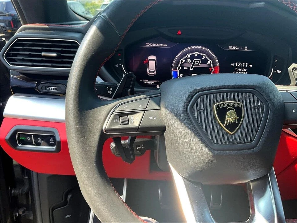 2021 Lamborghini Urus - Image 11 of 31