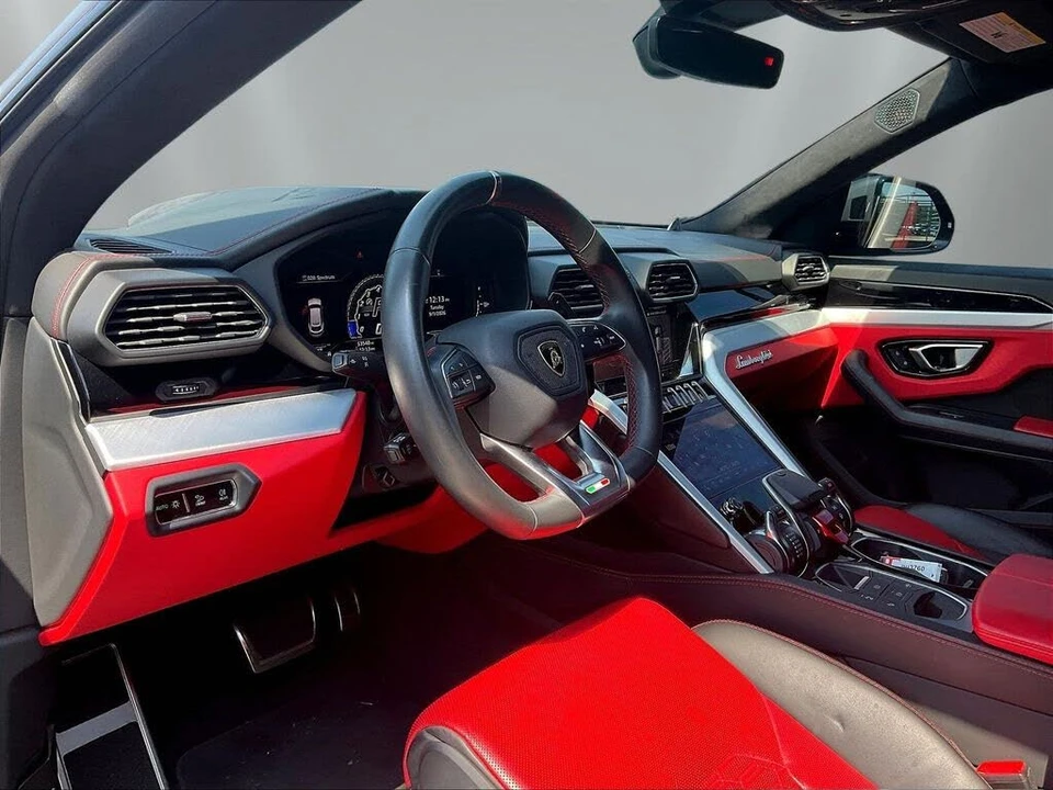 2021 Lamborghini Urus - Image 16 of 31