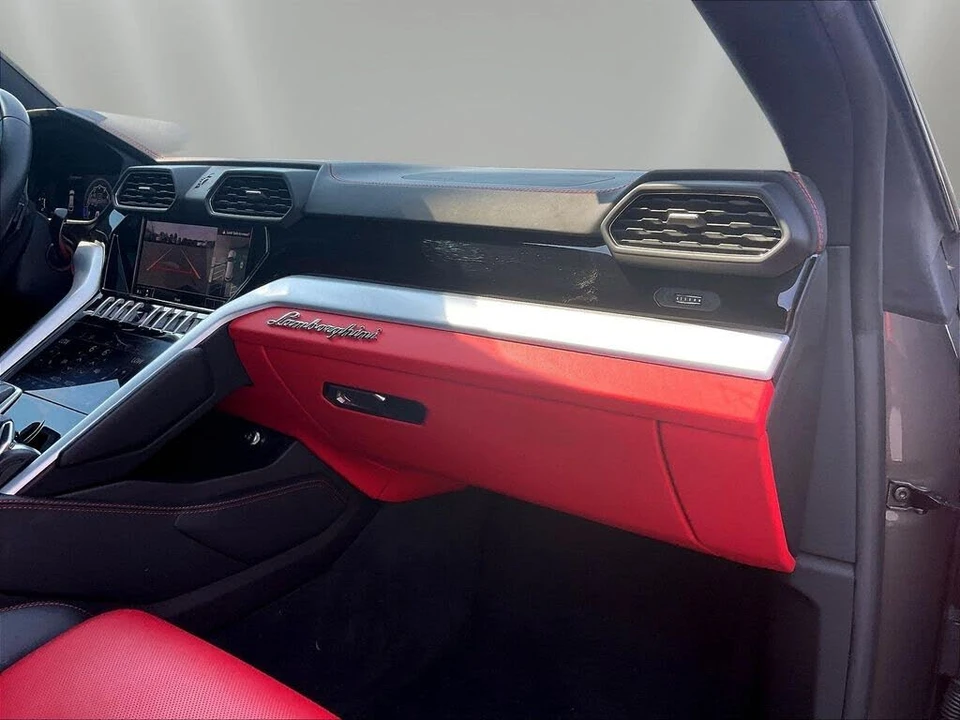 2021 Lamborghini Urus - Image 24 of 31