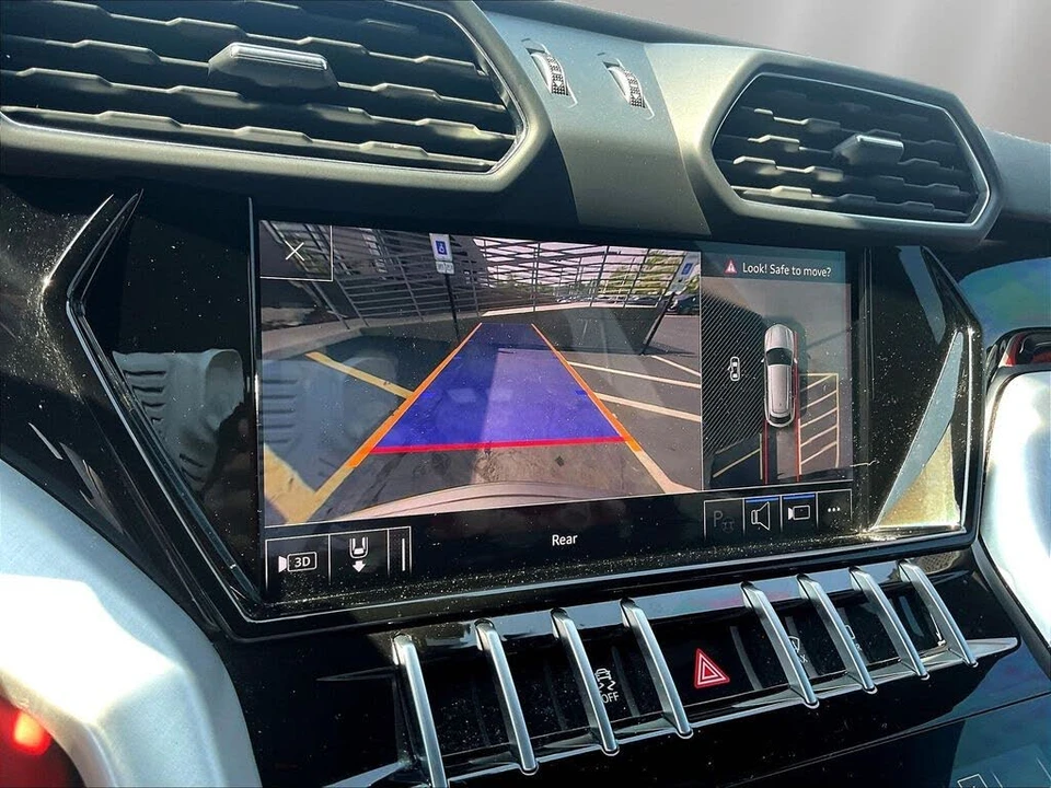 2021 Lamborghini Urus - Image 14 of 31