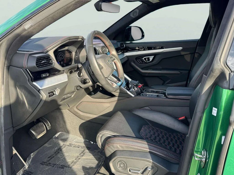 2021 Lamborghini Urus - Image 28 of 31