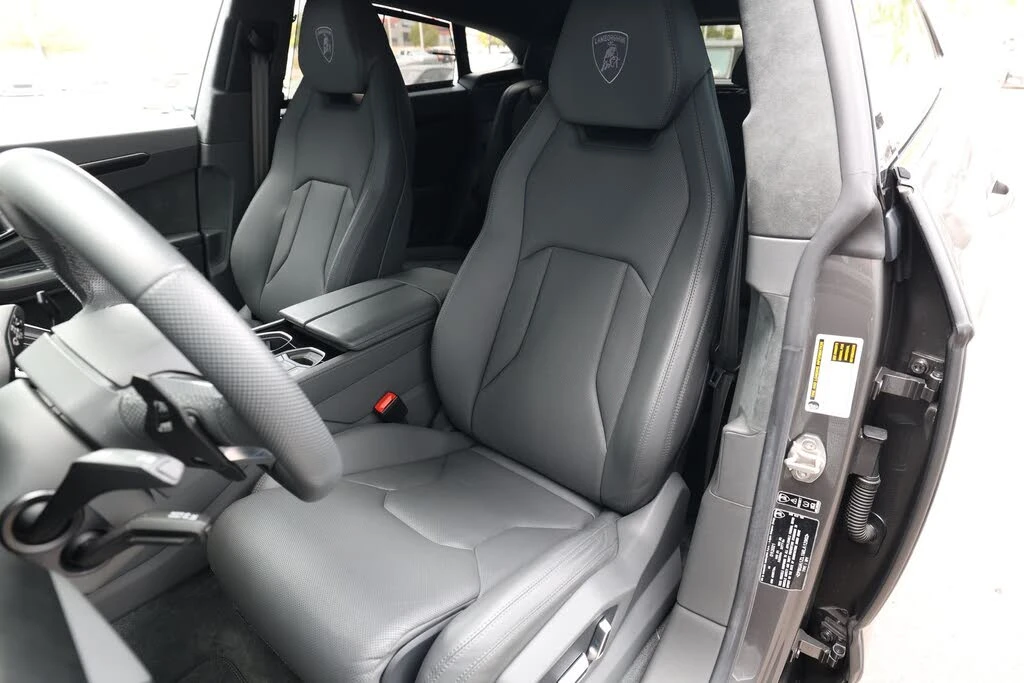 2021 Lamborghini Urus - Image 21 of 31