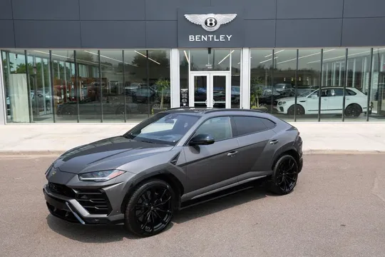 2021 Lamborghini Urus AWD