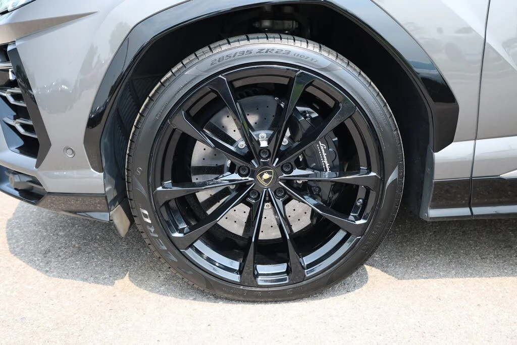 2021 Lamborghini Urus - Image 7 of 31