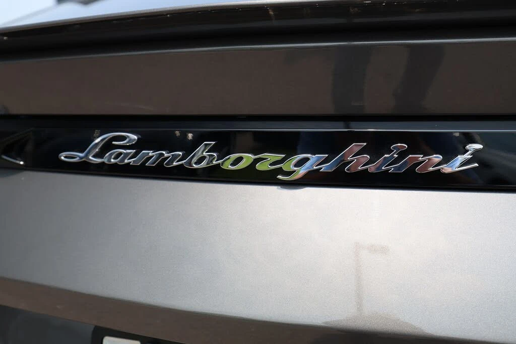 2021 Lamborghini Urus - Image 11 of 31