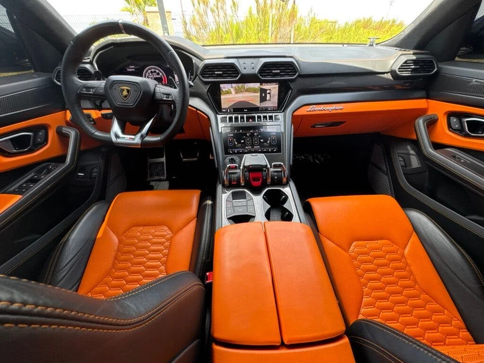 2021 Lamborghini Urus - Image 30 of 31