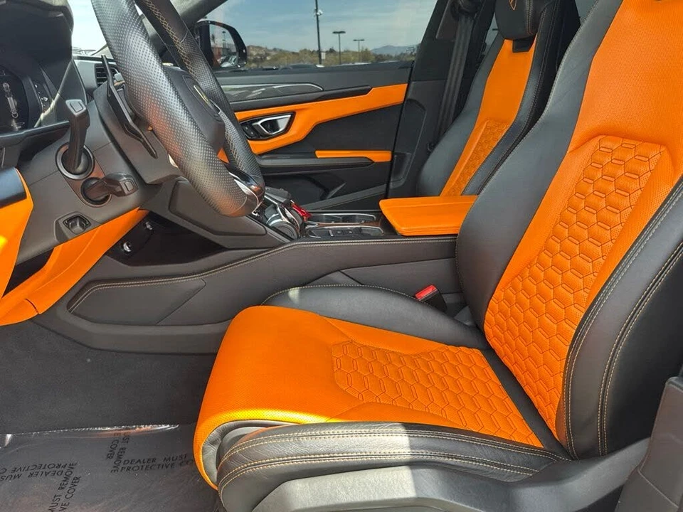 2021 Lamborghini Urus - Image 22 of 31