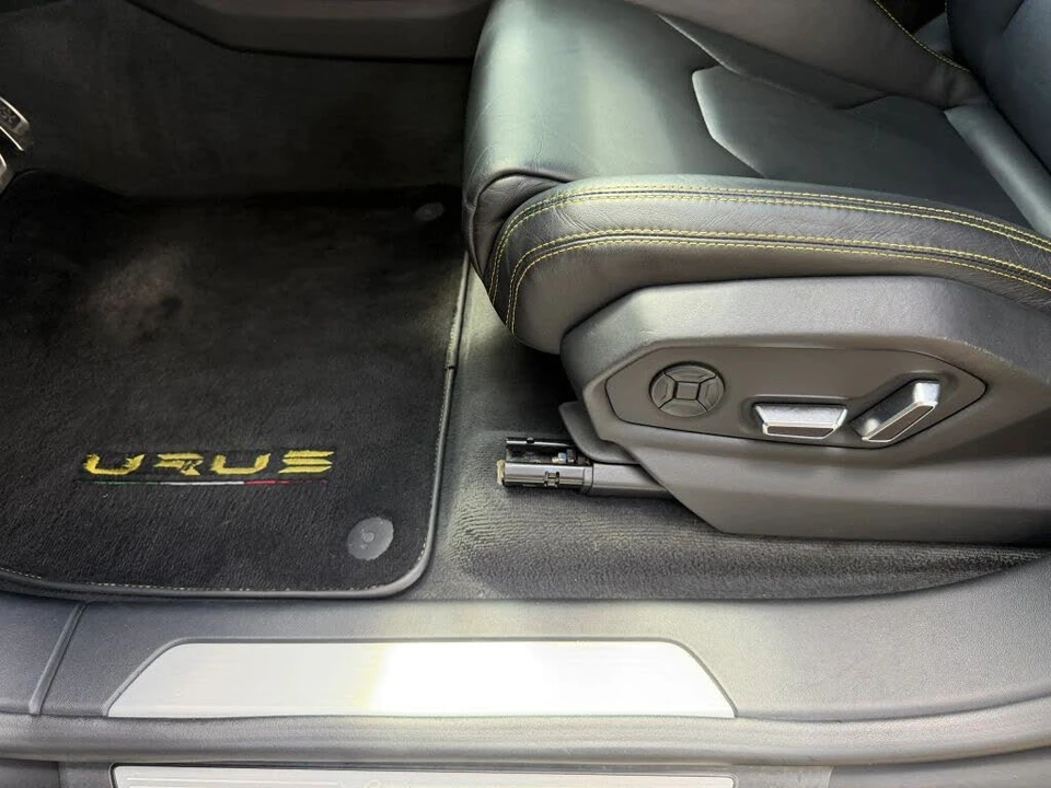 2021 Lamborghini Urus - Image 24 of 31