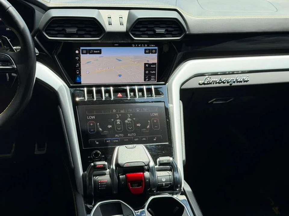 2021 Lamborghini Urus - Image 29 of 31