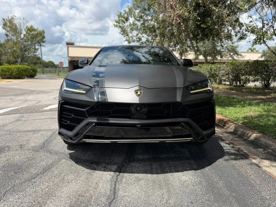 2021 Lamborghini Urus - Image 3 of 31
