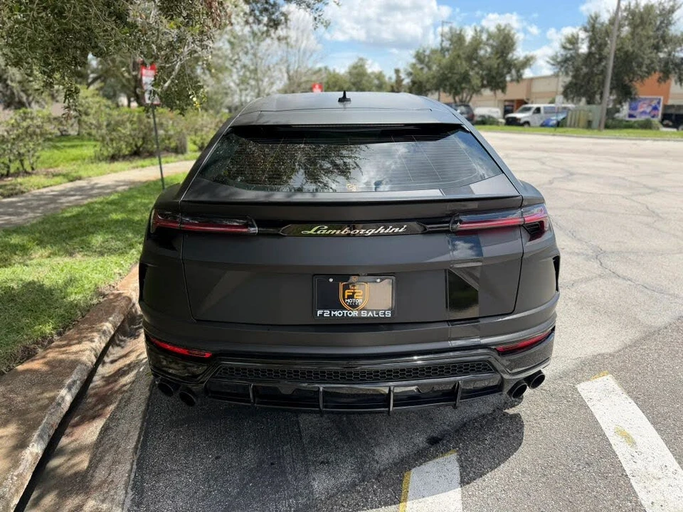 2021 Lamborghini Urus - Image 7 of 31